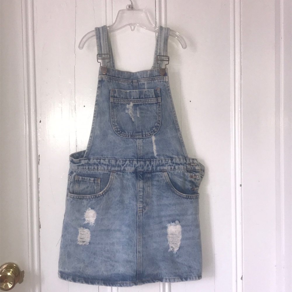 Denim overall dress 🦋
